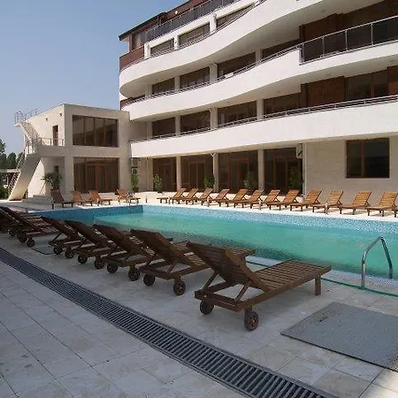 Apartment 27